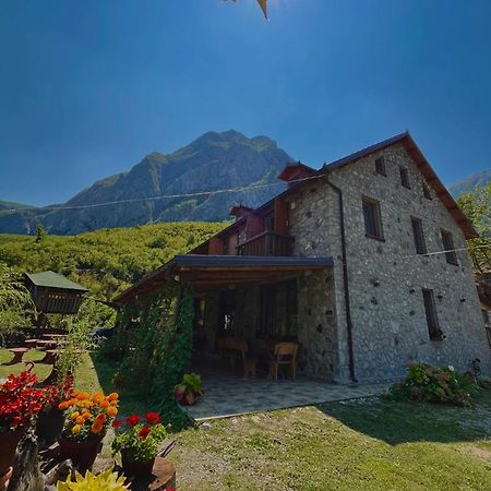 Guest House Aprripe Guri Firza Zewnętrze zdjęcie